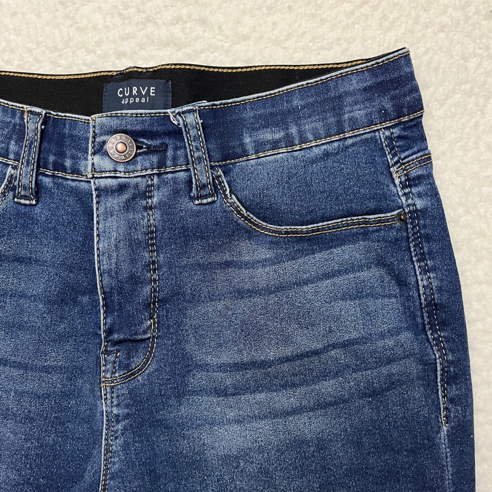 Curve Appeal Denim Shorts Womens 6/28 Blue Dark Wash Raw Hem High Rise Stretch